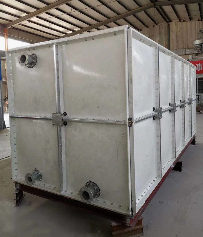 玻璃鋼水箱的質(zhì)量與什么有關(guān)?